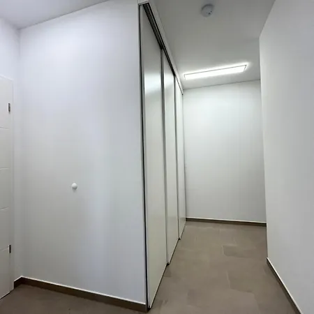 Sea-view W03 Apartment