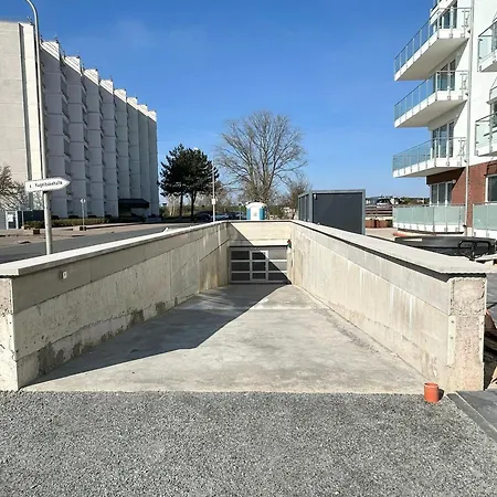 Seaview W03 Apartment *